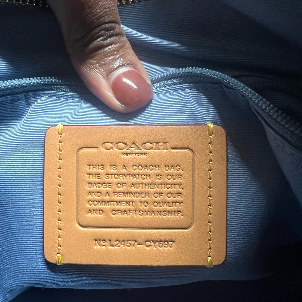Coach Large Laurel Denim Signature Jacquard - Picture 4 of 9